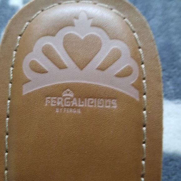 Fergalicious by Fergie Mauve Swindle Wedge Flip Flop Sandals Size 12 - Picture 10 of 12